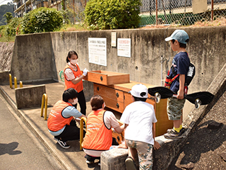 ②高齢者・地域住民の健康増進プログラム／「看護お助け隊」